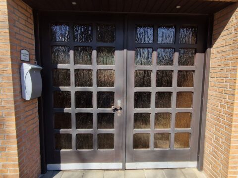 Poort deur Hovenstraat in oude staat